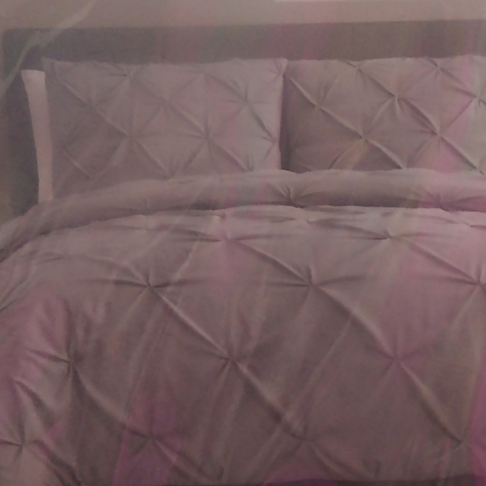 Duvet set 3 pieces Queen Perfect for Spring & Summer 26 Comes With Free Gift